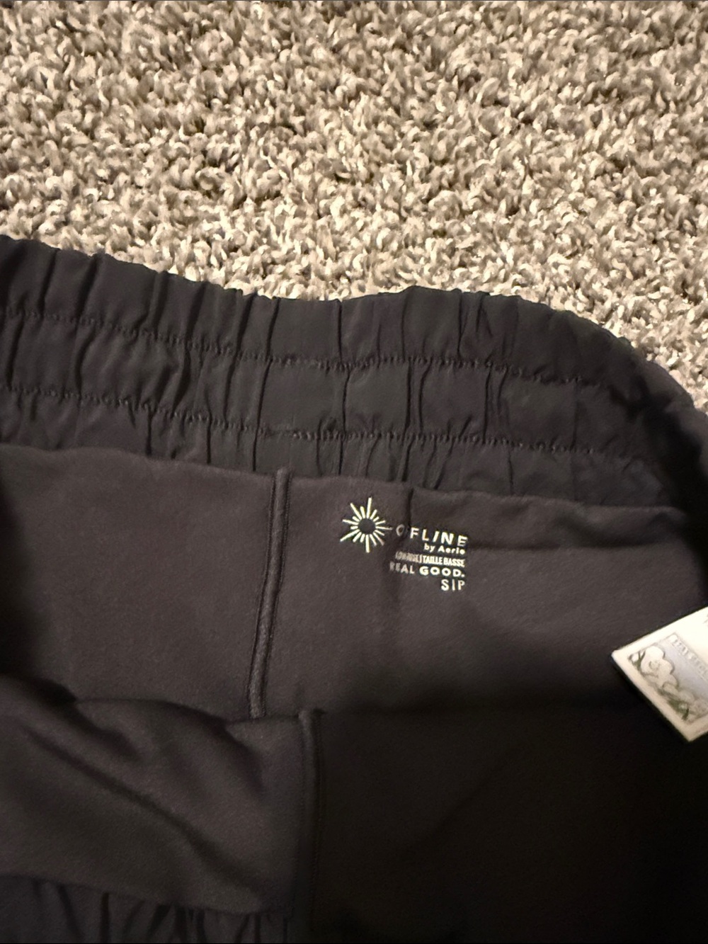 Aerie offline low rise running shorts lined - Picture 2 of 3